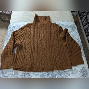 Yummy brand turtle neck chunky sweater medium